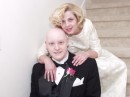 Bride_Groom_Stairs4 * 1600 x 1200 * (1.42MB)