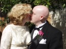 Bride_and_Groom_Kiss * 1600 x 1200 * (1.53MB)