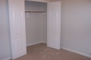 house047 * 900 x 600 * (80KB)